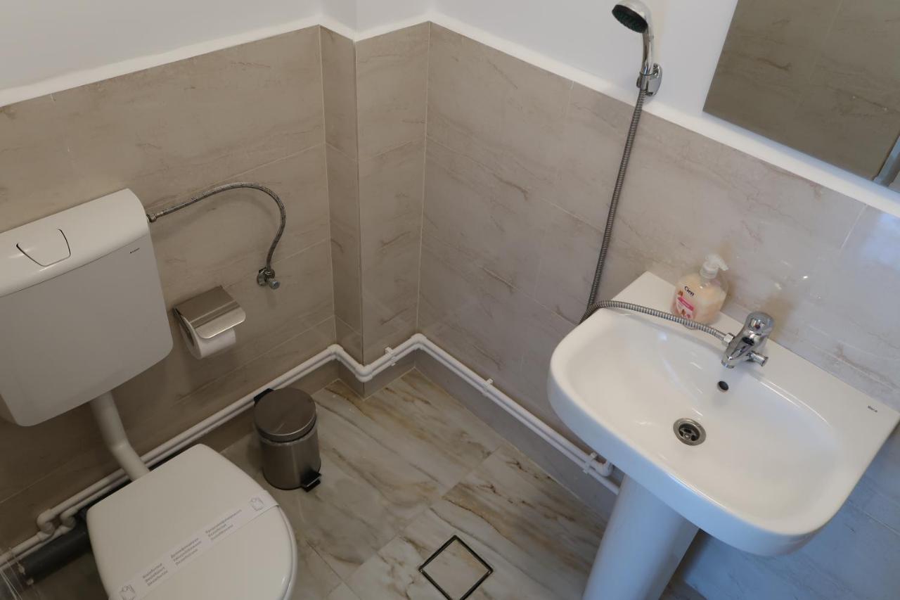 Home Space Two Navodari Ngoại thất bức ảnh