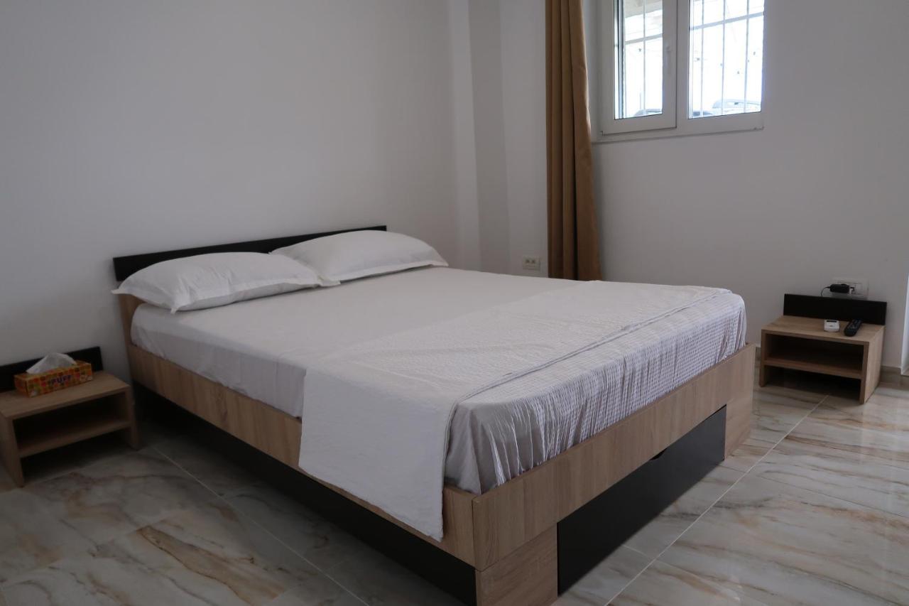 Home Space Two Navodari Ngoại thất bức ảnh